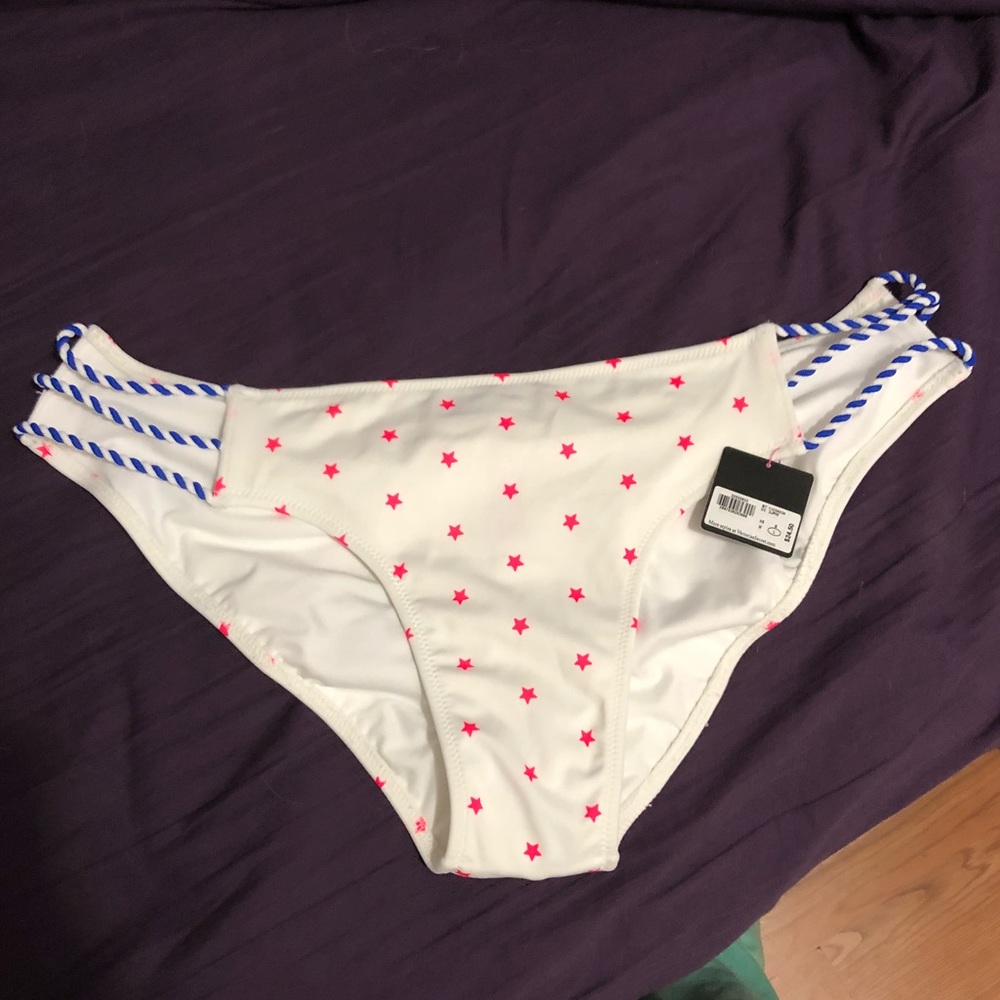 Victoria’s Secret 4th of July bikini bottoms NWT